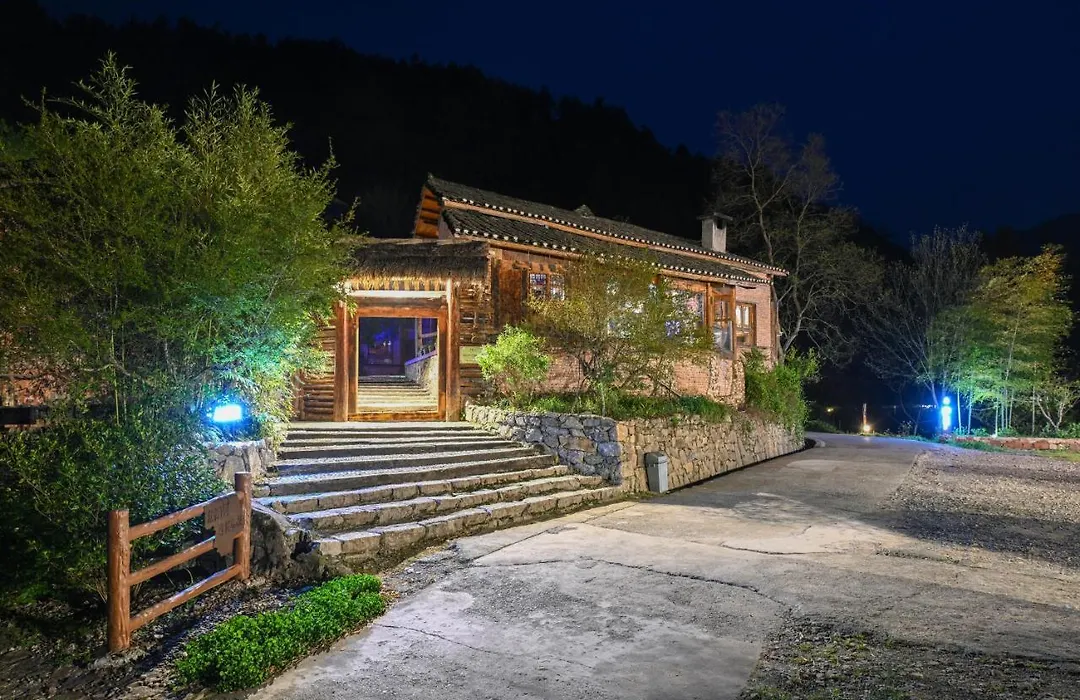 No.5 Valley Lodge-1
