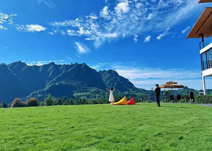 Xman Sunrise Peaks Resort